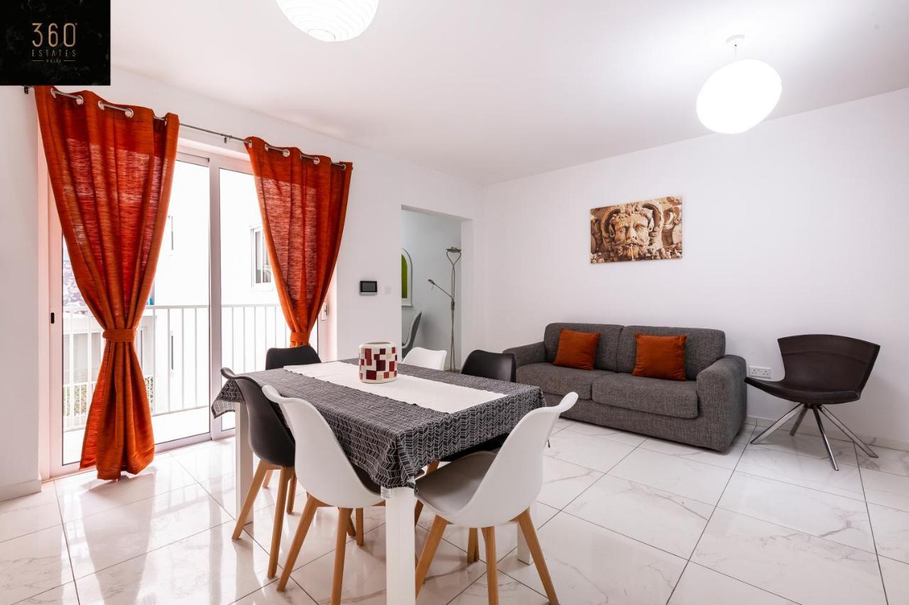 Modern & Spacious In The Heart Of By 360 Estates * Pietà